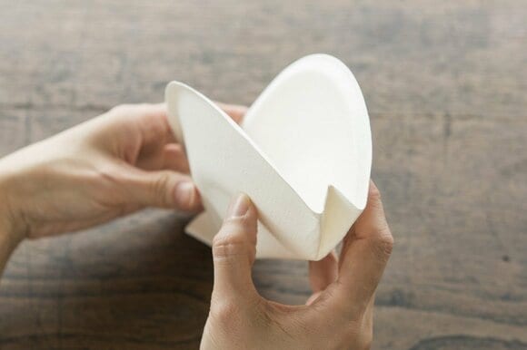 必要なのは紙皿とリボンだけ! 紙皿ラッピングで市販のお菓子をワンランクアップ