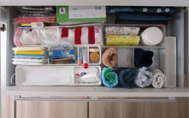 引き出しのなか