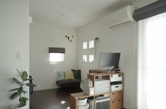 小窓のシェード