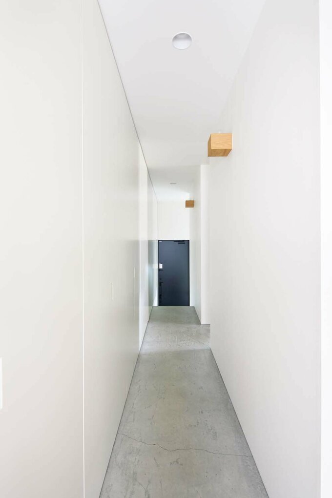 廊下全体がウォークスルークロゼットに