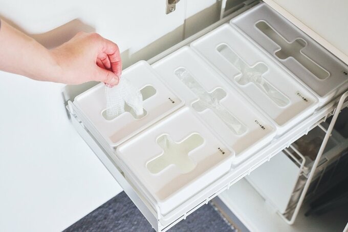 プルアウトボックス