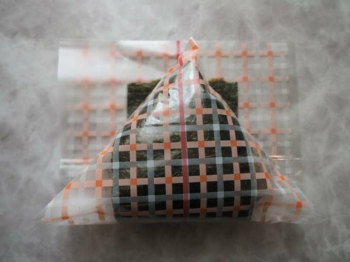 三角形おにぎり