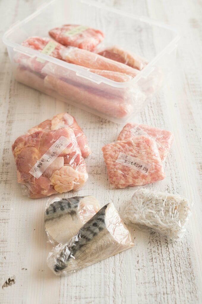 冷凍した肉や魚