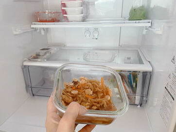 50代女性ひとり暮らしの「冷蔵庫の中身」。あえて大きいサイズにすると料理や掃除のストレスなし