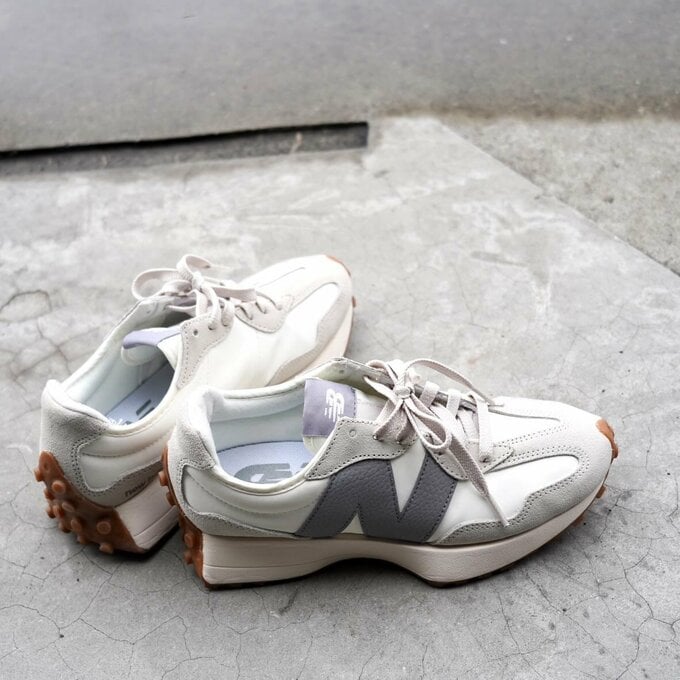 ニューバランスのスニーカー