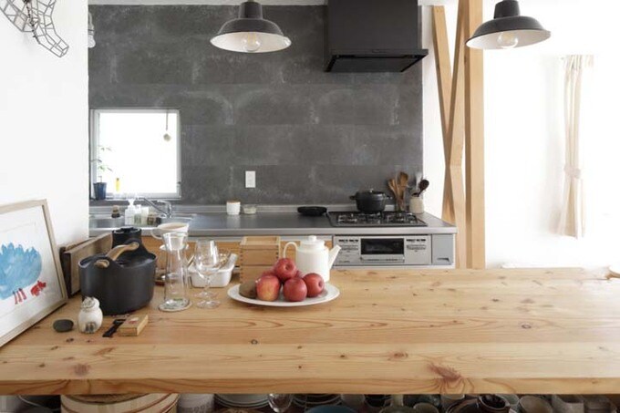 タイル貼りのキッチン