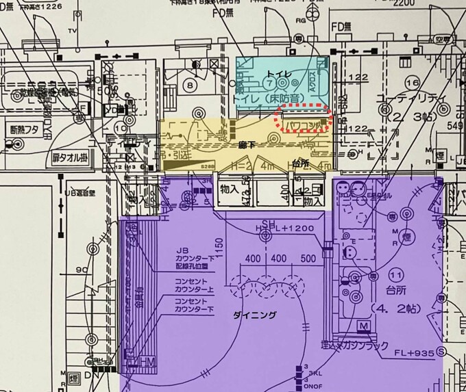 トイレの扉の位置