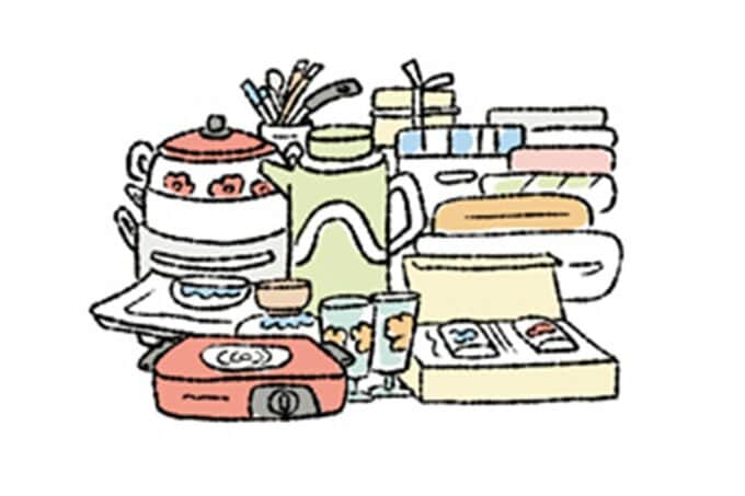 古い家電や生活用品が詰まれたイラスト