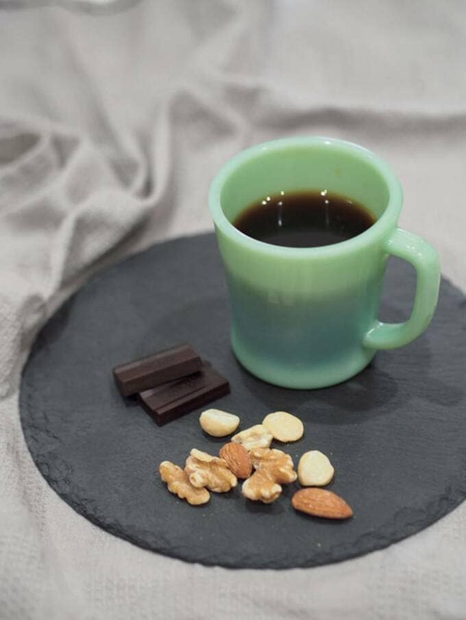 高カカオチョコやミックスナッツ