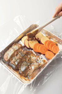 ［保存ポイント4］みそに漬け込む［保存ポイント4］みそに漬け込む