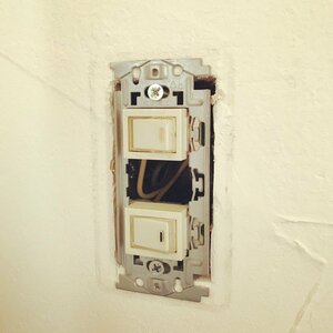 中のプレートをはずす