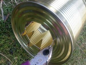 トマト缶で作れるロケットコンロ