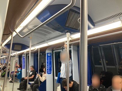 電車内