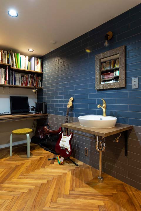 夫の書斎の一角に手洗いスペースを設置