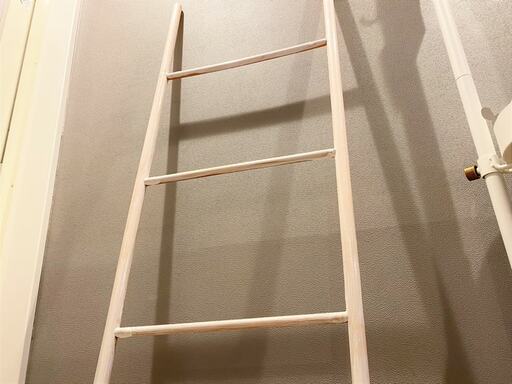 片面を塗ったら、乾くまで置く