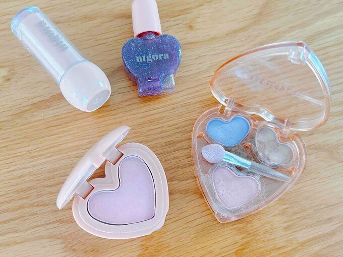 スリコのキッズコスメセットを紹介します