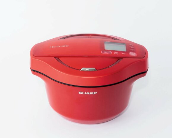 赤い炊飯器