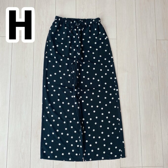 H　ドットプリントイージーパンツ（1990円）