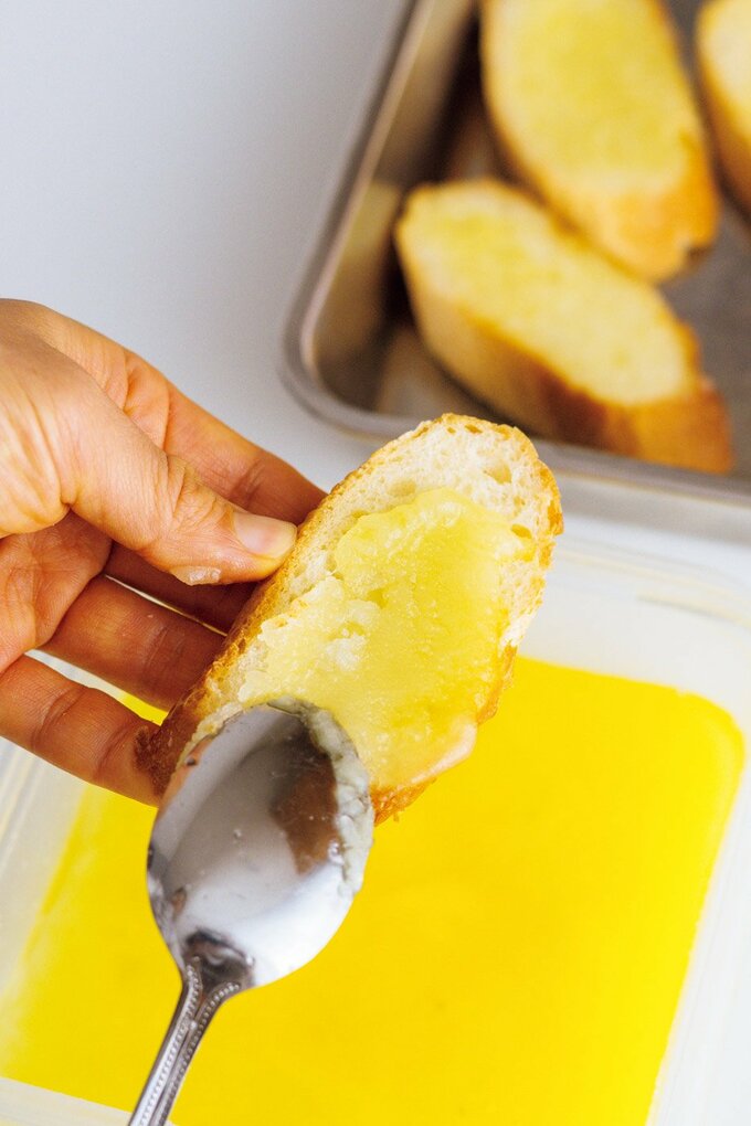 ホワイトチョコラスクの調理工程2