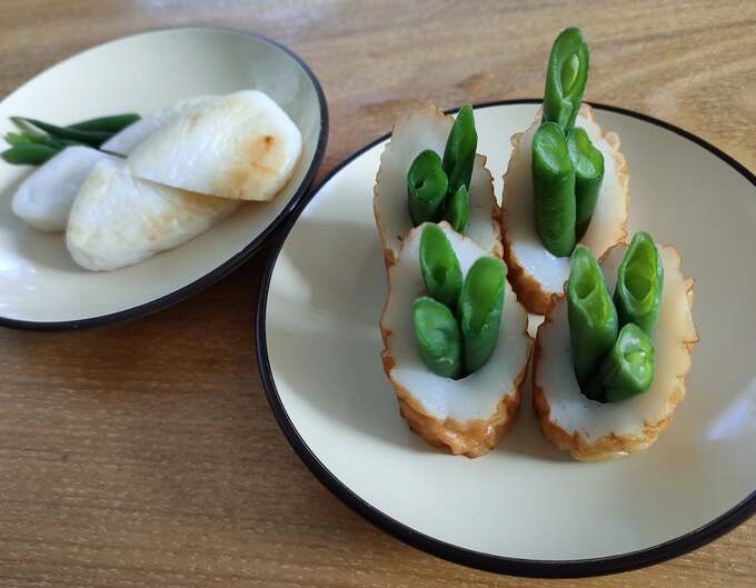 （インスタで流行った門松風ちくわ。アスパラやインゲンをちくわに刺したもの）