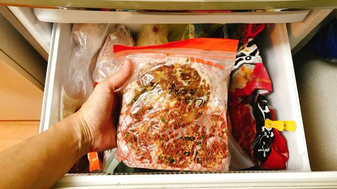 ジッパーバッグに入っているプルコギビーフ