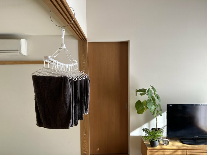 ステンレス製で室内干しもスッキリと