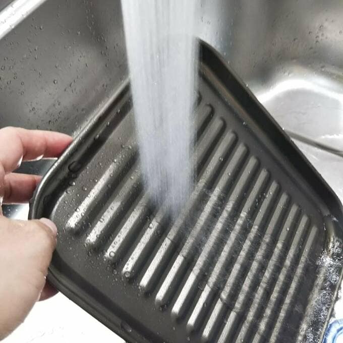 網は汚れないので洗う必要ありません