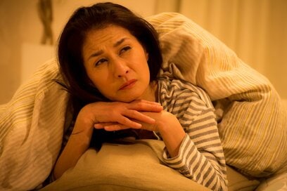 年齢を重ねると増える「眠れない」お悩み。鮭×シジミの晩ごはんが最強の理由