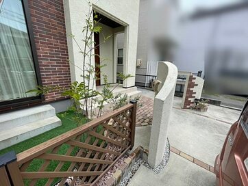 シンボルツリーの背が伸びない＆葉がつかない。家づくりで、道路からの視線対策に失敗