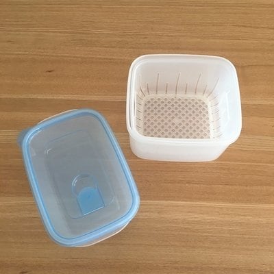 プラスチックの保存容器