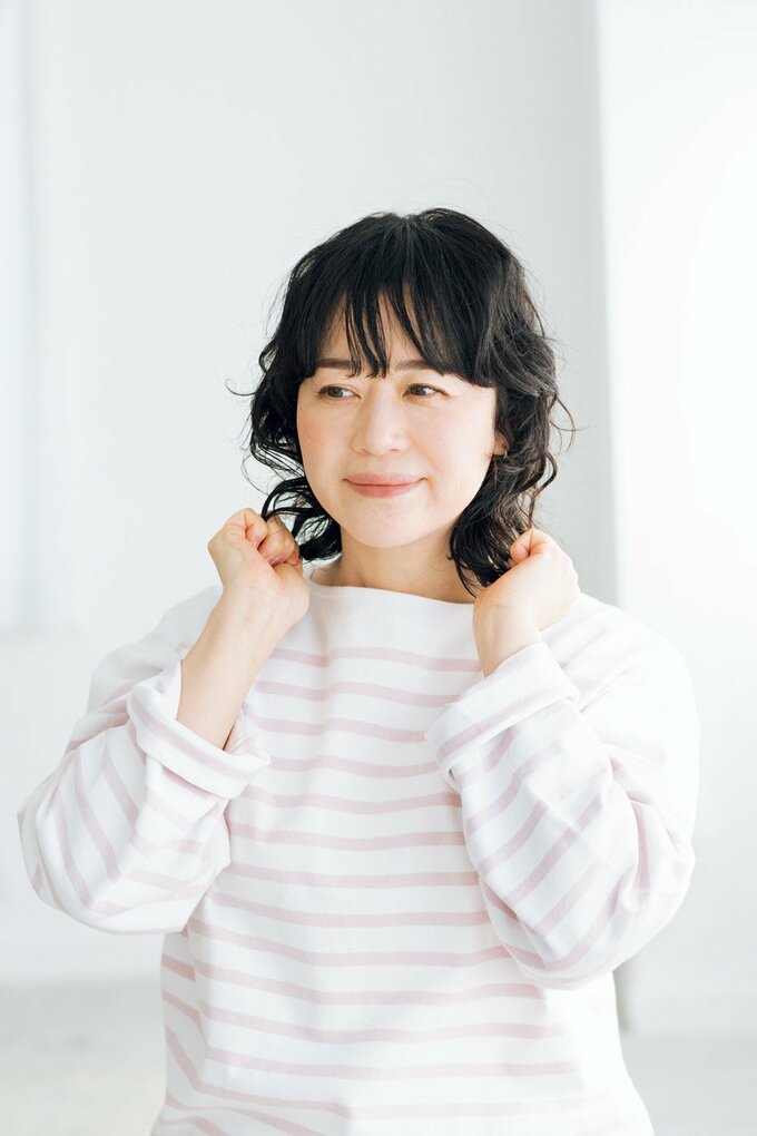 スタイリングで気になるうねりをニュアンスに!