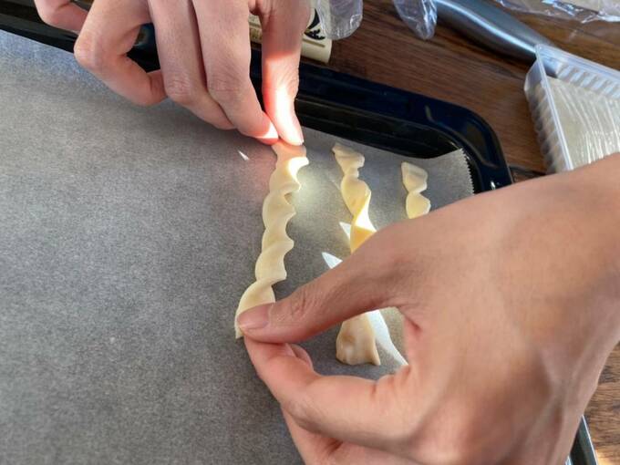 パイシートをねじる