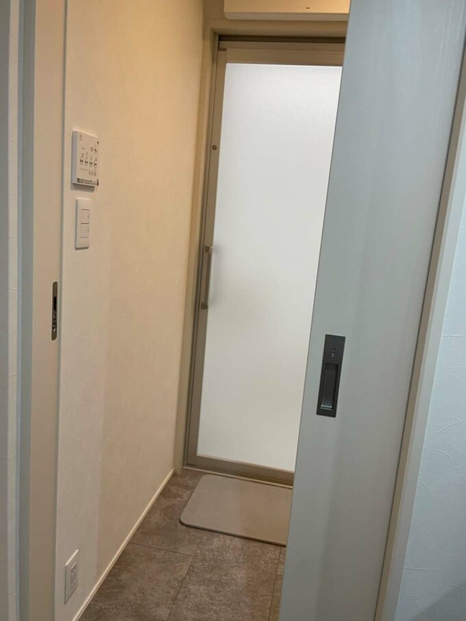 ドアで仕切れる脱衣所