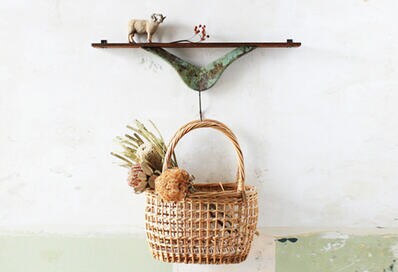 IKEAの木製ハンガーをリメイク！おしゃれな「飾り棚付きハンガーフック」をつくろう