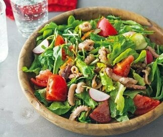 業務スーパーのお手頃「冷凍タコ」が使い勝手バツグン。サラダもタコ焼きもアレンジ自在