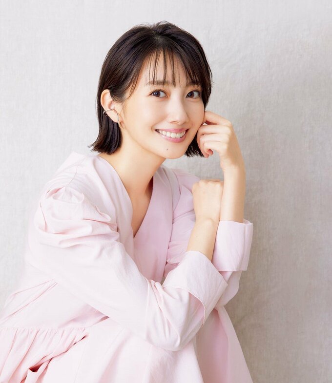 女性
