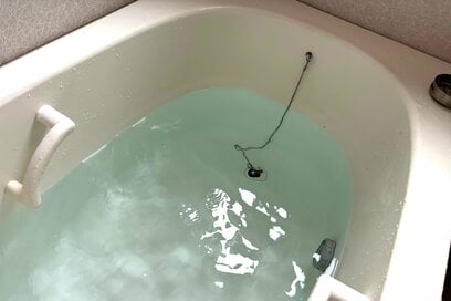 50代「お風呂の大掃除」は秋にすませる。25年ものの風呂釜を初めて洗浄したら…