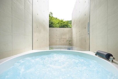 60代夫婦が建てた、最高の風呂とコーヒーを楽しむこだわりの平屋