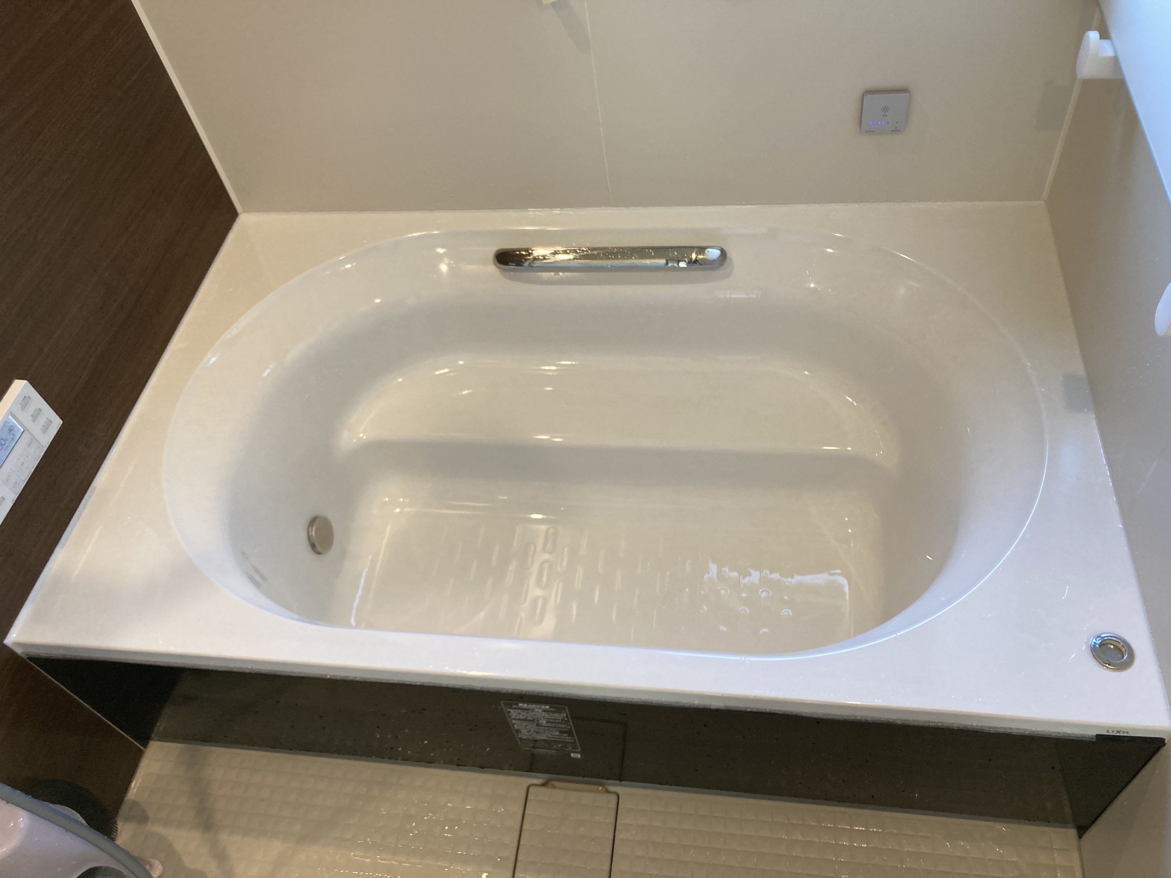 浴室を1.25坪にして、快適な子育を。調光ライト、ベンチ、窓…採用したいのは? | ESSEonline(エッセ オンライン)