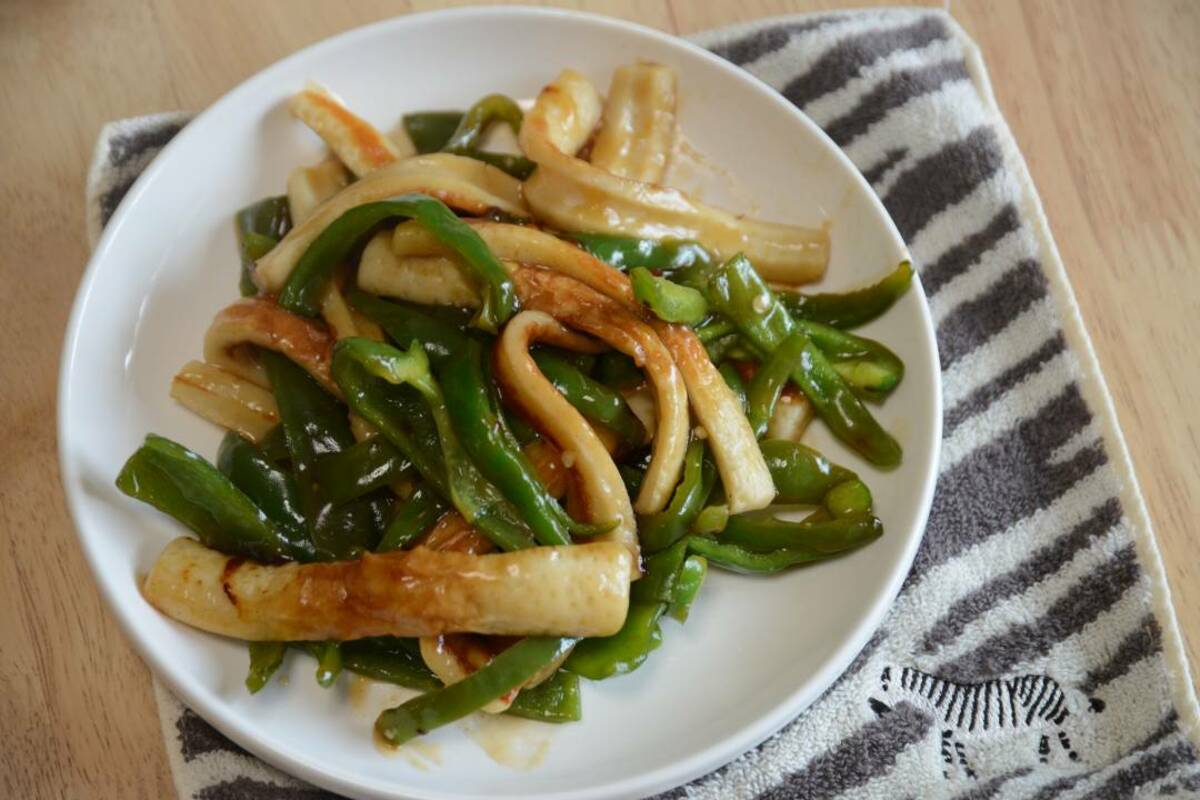 節約食材・ちくわでチンジャオロースー！肉と間違うウマさ 