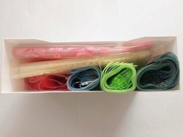 収納に便利なジッパーつき保存袋。サイズ違いを取り出しやすく