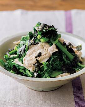 胸肉がしっとり「塩オイルゆで」。シンプルなのにうま味たっぷり