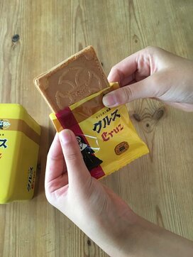 食べ始めたら止まらない！四角くておいしいチョコサンドのお菓子
