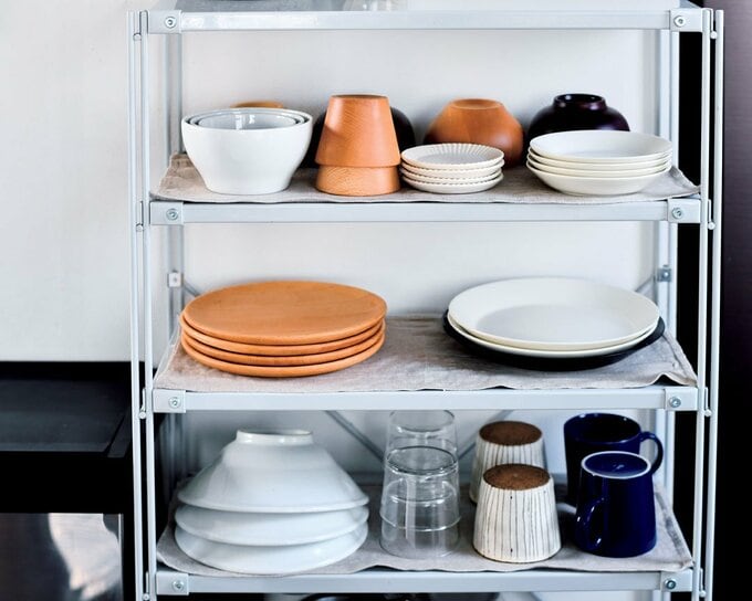食器棚と食器