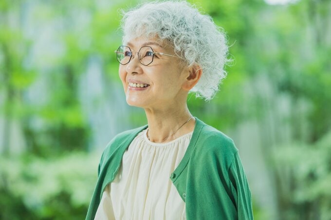 女性