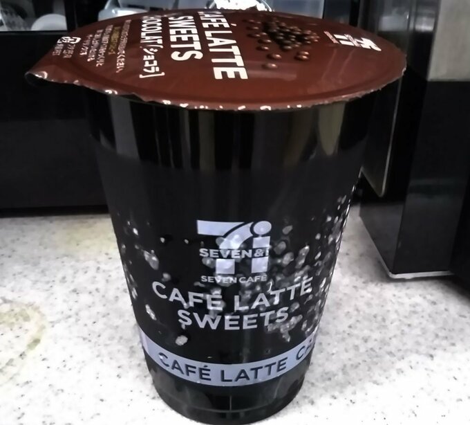 セブンイレブンのカフェラテスイーツ!