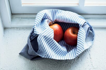 手縫いでOK！ステッチがおしゃれなリバーシブルバッグ