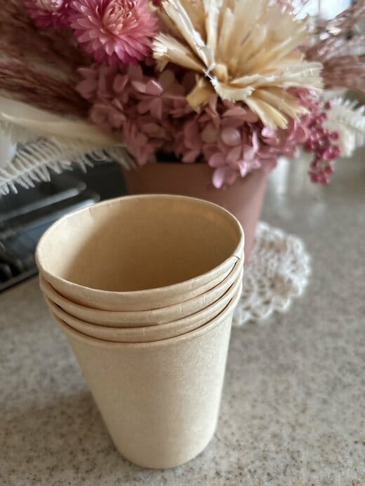 写真:ESSE紙コップ