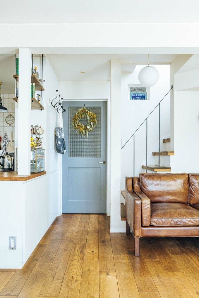 LDKに取り込んだ階段