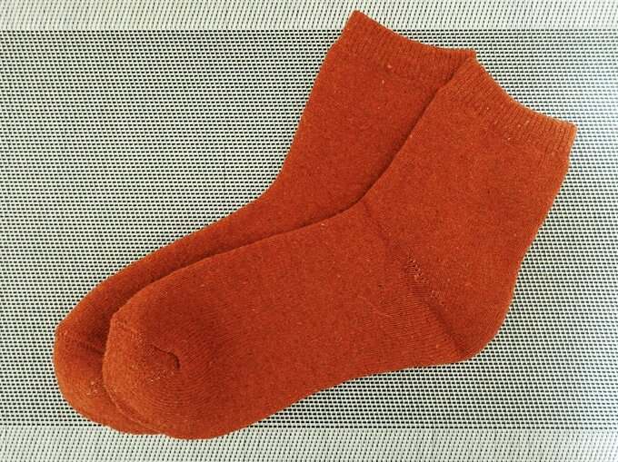 「裏起毛ソックス(レディース ハーフ丈)」110円/税込、サイズ:22~24cm、素材:ポリエステル、アクリル、その他